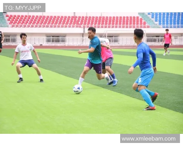 揭阳足球球星成长之路与辉煌成就展现家乡体育精神力量