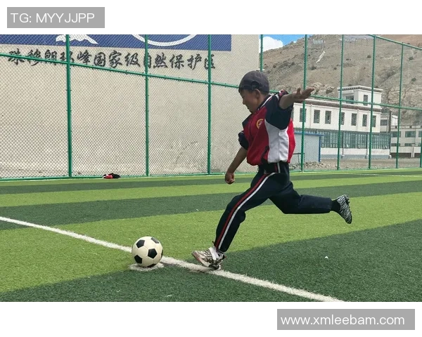 足球运球技巧大师 谁是足球场上的运球天才